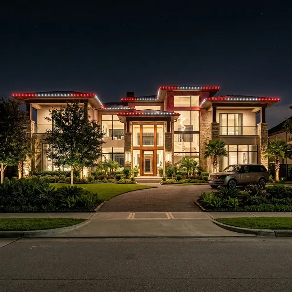 Home with Houston game-day roofline lighting