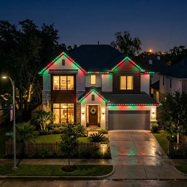 Christmas permanent roofline lighting