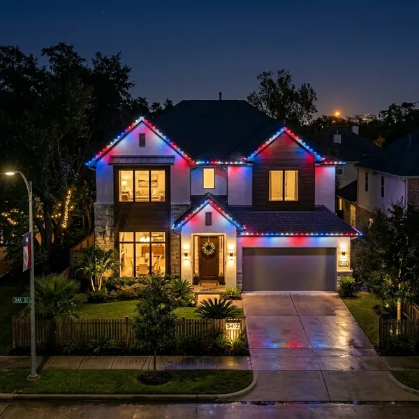 Fourth of July permanent roofline lighting